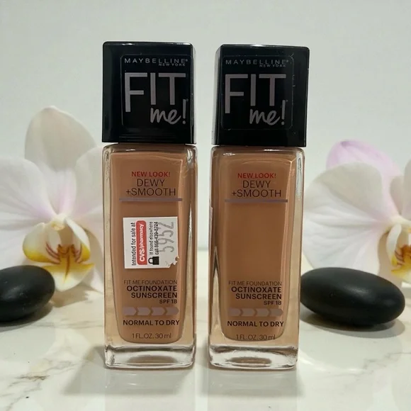 2x Maybelline Fit Me Liquid Foundation 245 Classic Beige - Dewy + Smooth SPF 18 - Picture 1 of 3
